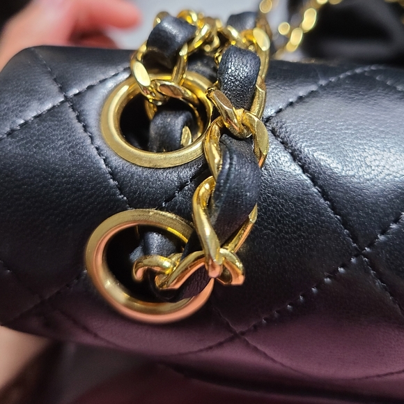 CHANEL Vintage Small Classic Flap 24k GHW Lambskin - Picture 17 of 17